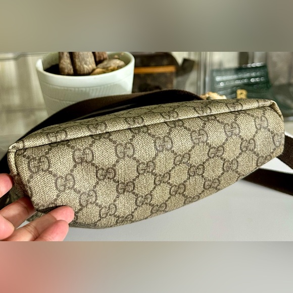 Authentic Gucci Brown Crossbody Bag - Picture 5 of 8